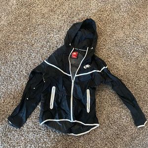 Nike windbreaker. Barely worn.